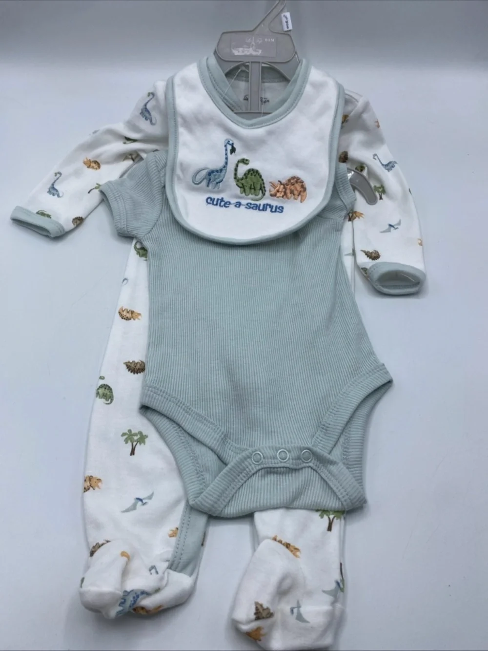 Le Top Bebe Dinosaur Bodysuit Pant Bib Outfit 3PC Set 0-3 Months Cute A Saurus